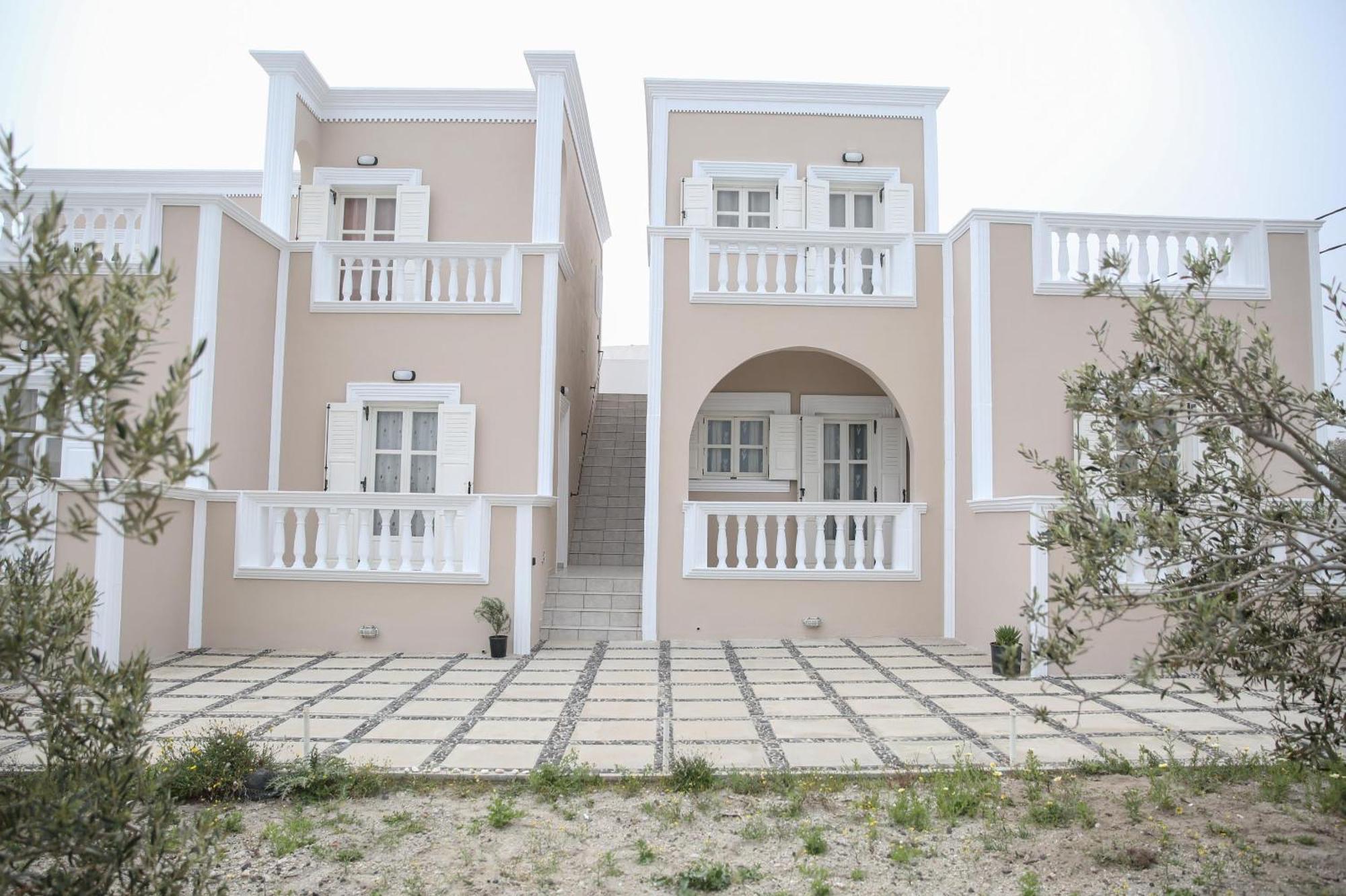 Pension St.George Rooms & Studios Perivolos  Ngoại thất bức ảnh