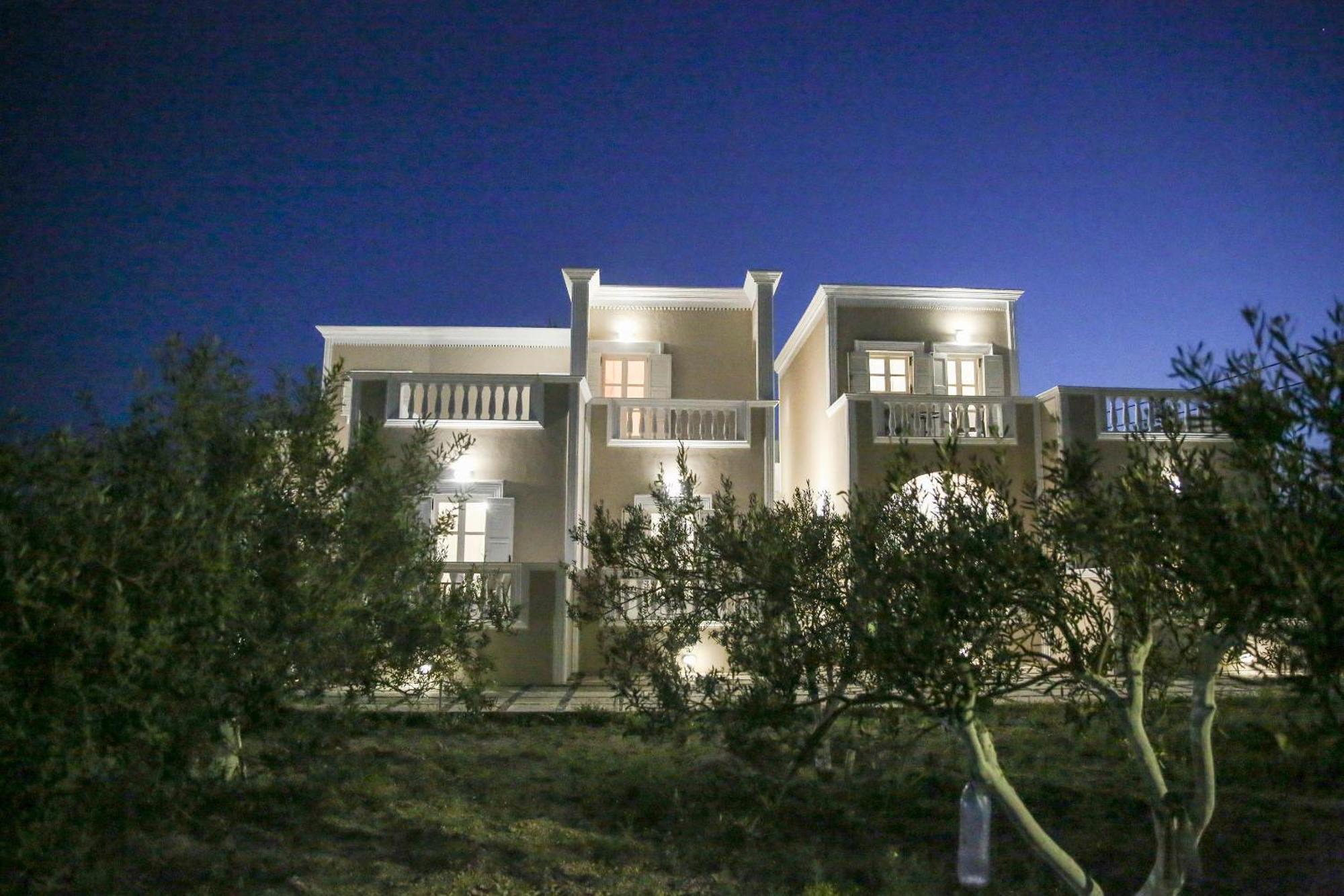 Pension St.George Rooms & Studios Perivolos  Ngoại thất bức ảnh