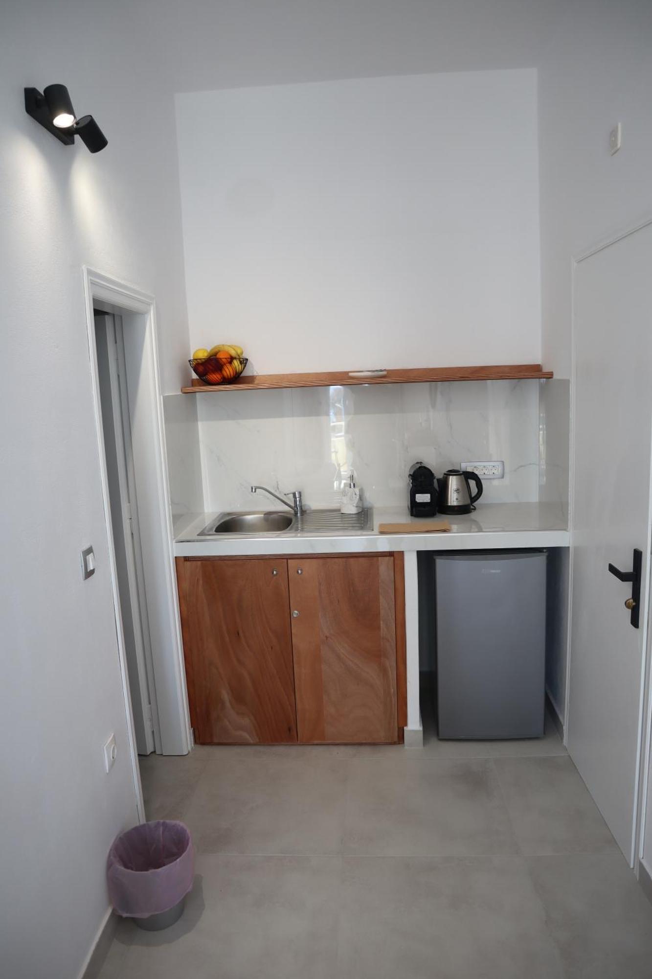 Pension St.George Rooms & Studios Perivolos  Ngoại thất bức ảnh