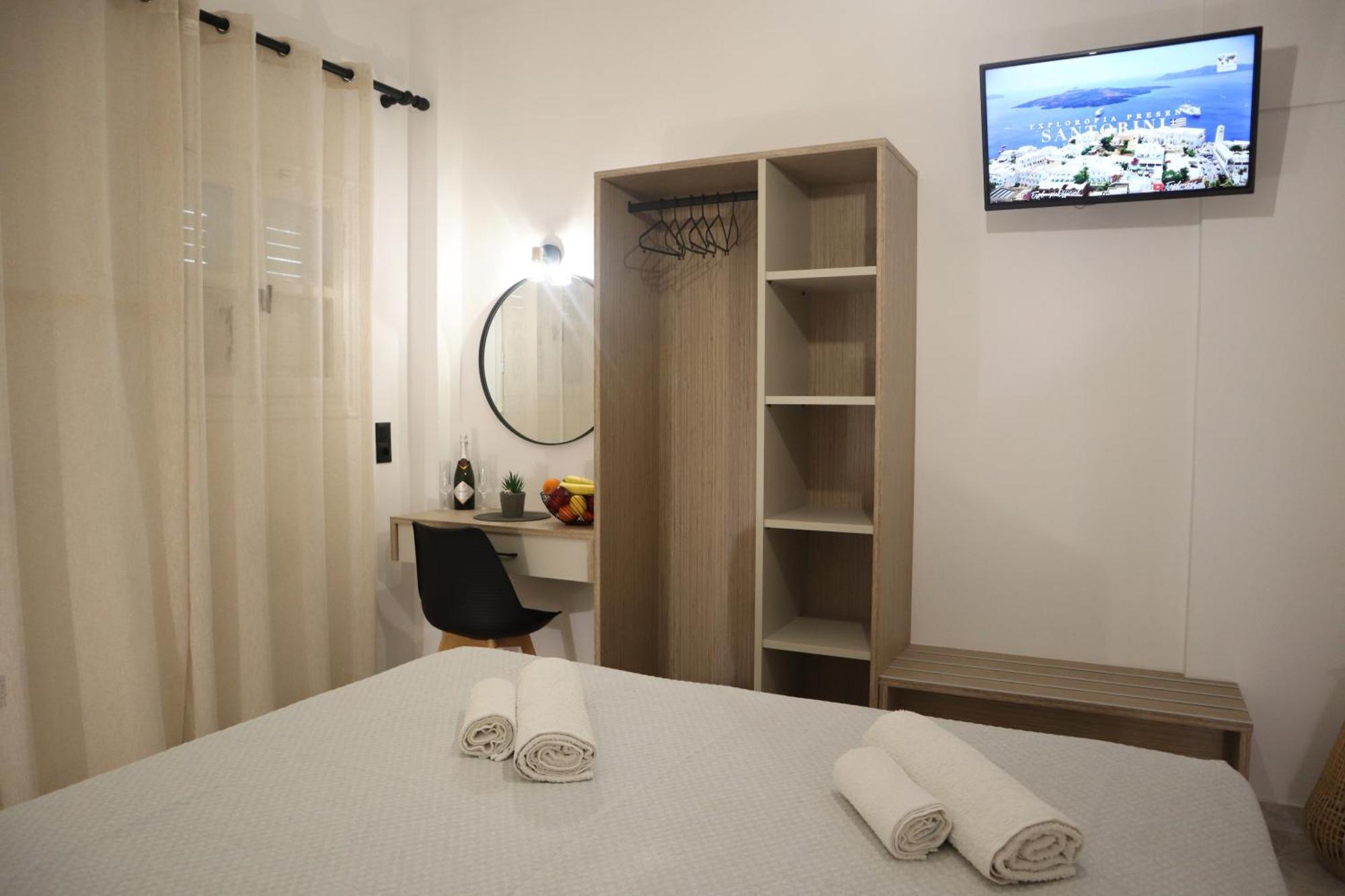Pension St.George Rooms & Studios Perivolos  Ngoại thất bức ảnh